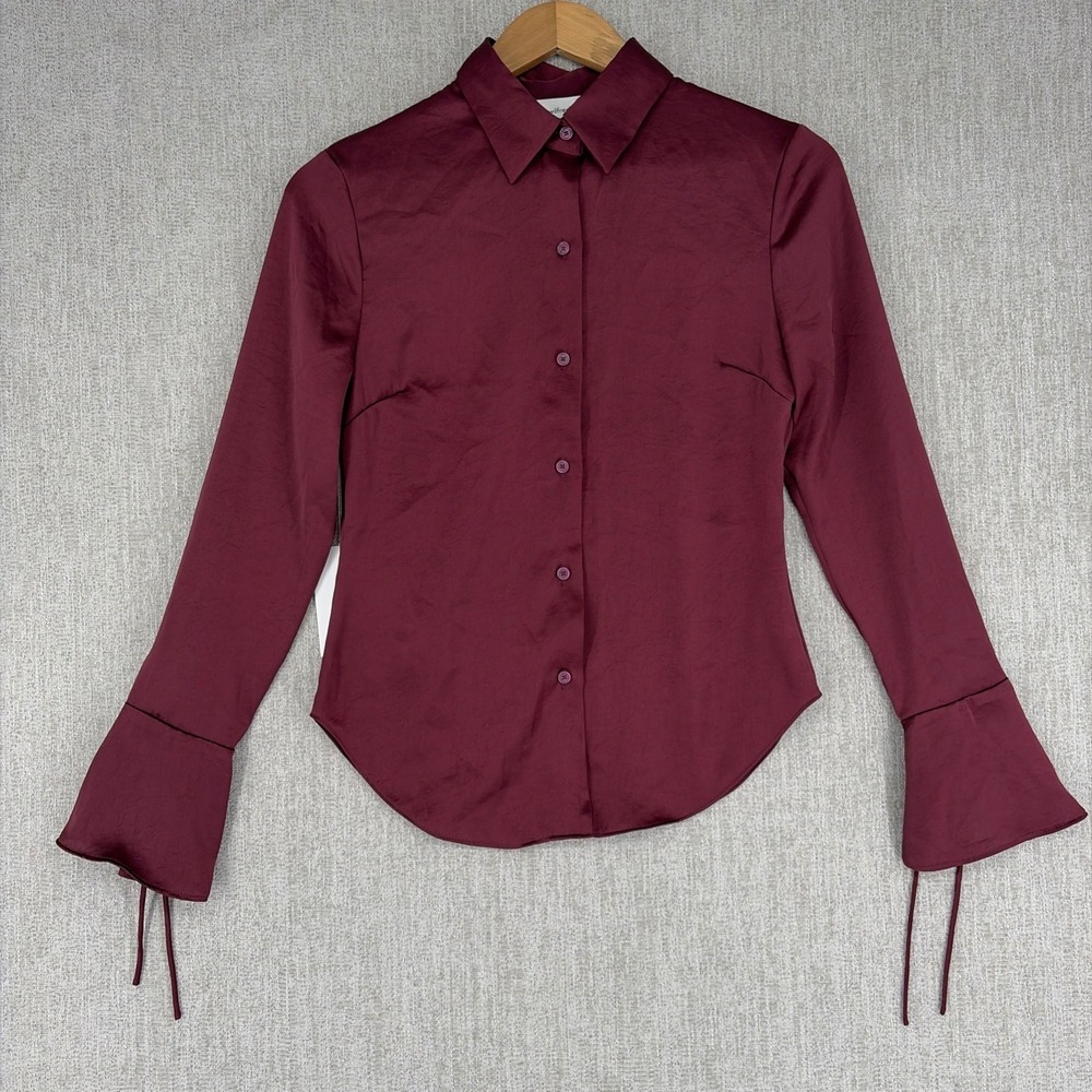 Aritzia Wilfred Top Womens 2XS Burgundy Button Down Bell Sleeve Blouse Satin NEW